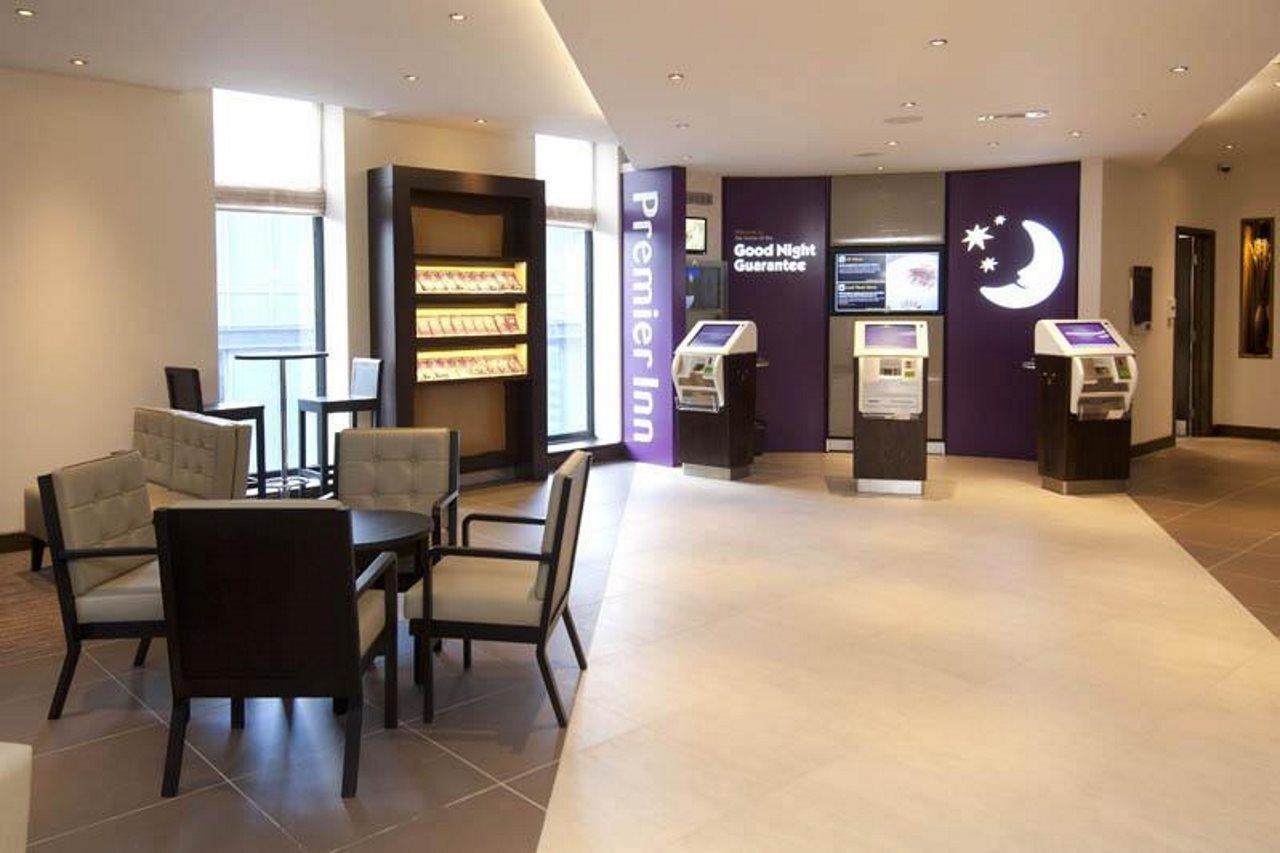 Premier Inn Liverpool City Екстер'єр фото